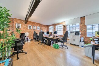 Más detalles de 7-13 Cottons Gdns, London - Oficina en alquiler