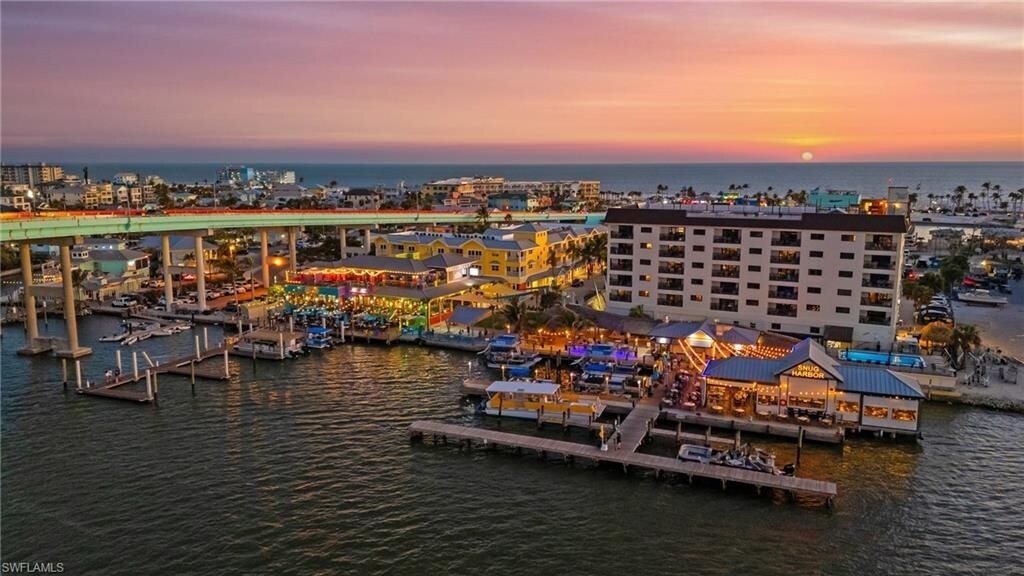 Old Seaport Place cartera de 3 inmuebles en venta en LoopNet.es Foto del edificio- Imagen 1 de 48