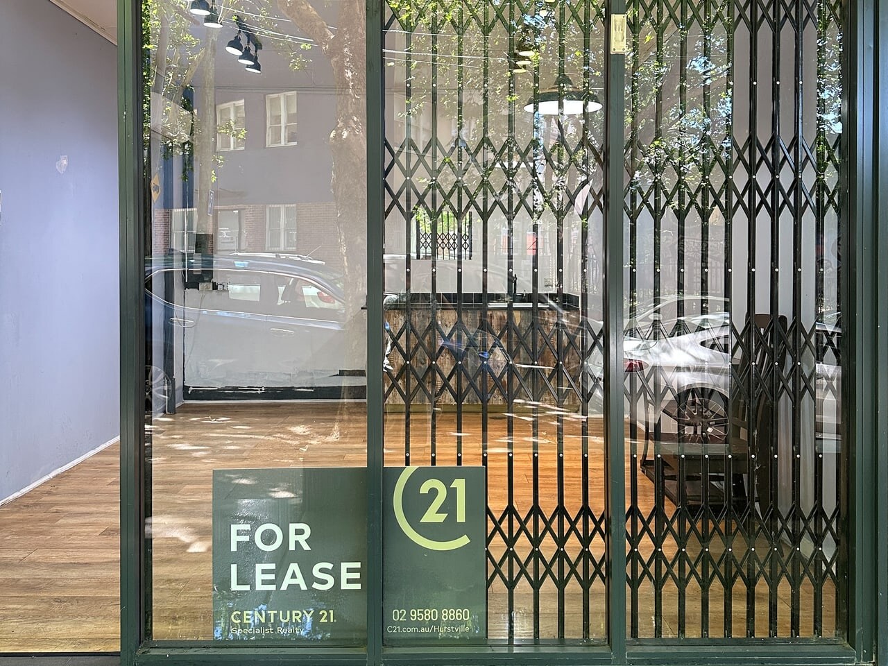 130 Carillon Ave, Newtown en alquiler Foto del edificio- Imagen 1 de 5