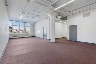 37-18 Northern Blvd, Long Island City, NY en alquiler Foto del interior- Imagen 2 de 8