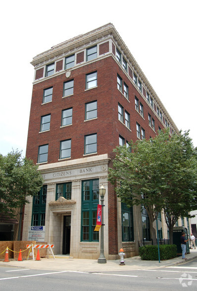 157 E Main St, Rock Hill, SC en alquiler - Foto del edificio - Imagen 2 de 31