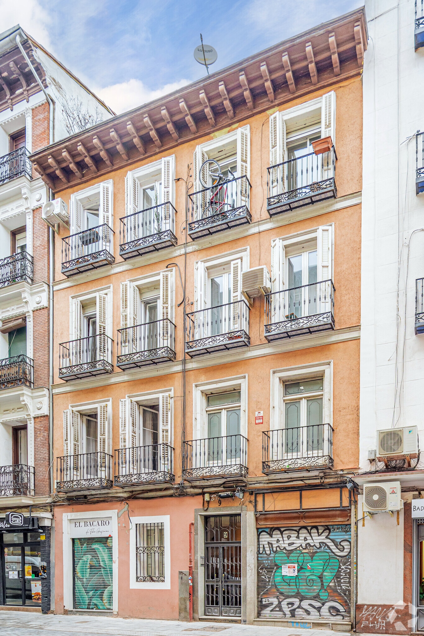 Calle de Hartzenbusch, 9, Madrid, Madrid en venta Foto principal- Imagen 1 de 4