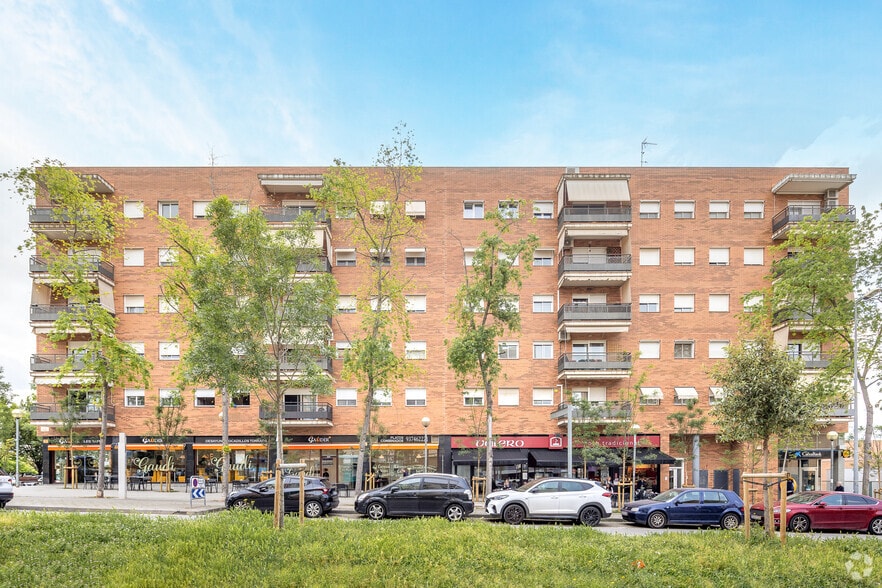 Carrer Sarajevo, 141-153, Sabadell, Barcelona en venta - Foto del edificio - Imagen 3 de 4