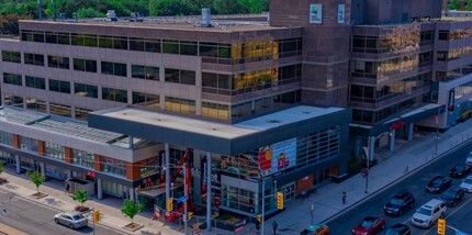 3080 Yonge St, Toronto, ON en alquiler Foto del edificio- Imagen 2 de 3