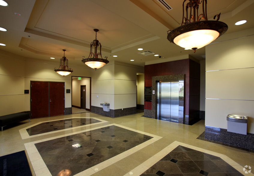 7131 Business Park Ln, Lake Mary, FL en alquiler - Lobby - Imagen 2 de 6