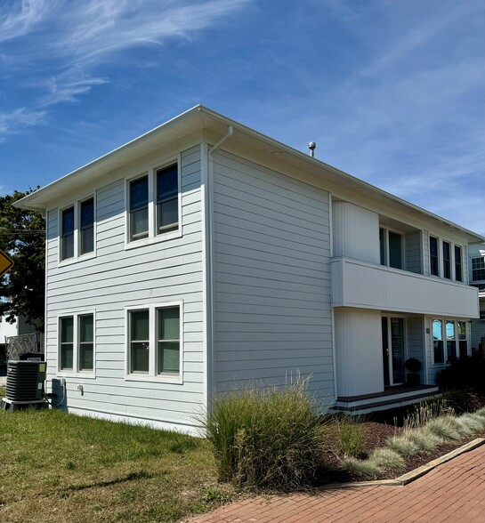 99B Main St, Westhampton Beach, NY en venta - Foto del edificio - Imagen 2 de 8