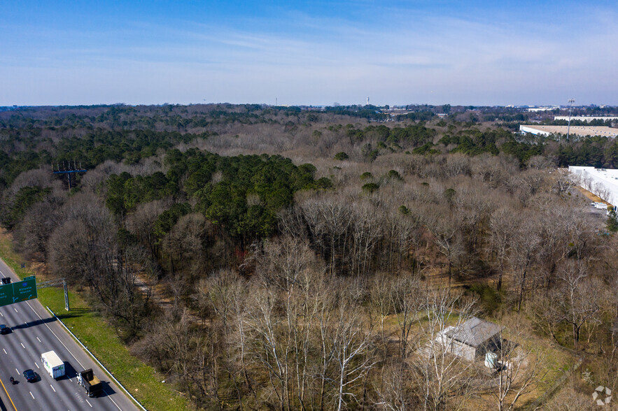 3968 Gilbert Rd, Atlanta, GA en alquiler - Foto del edificio - Imagen 1 de 7