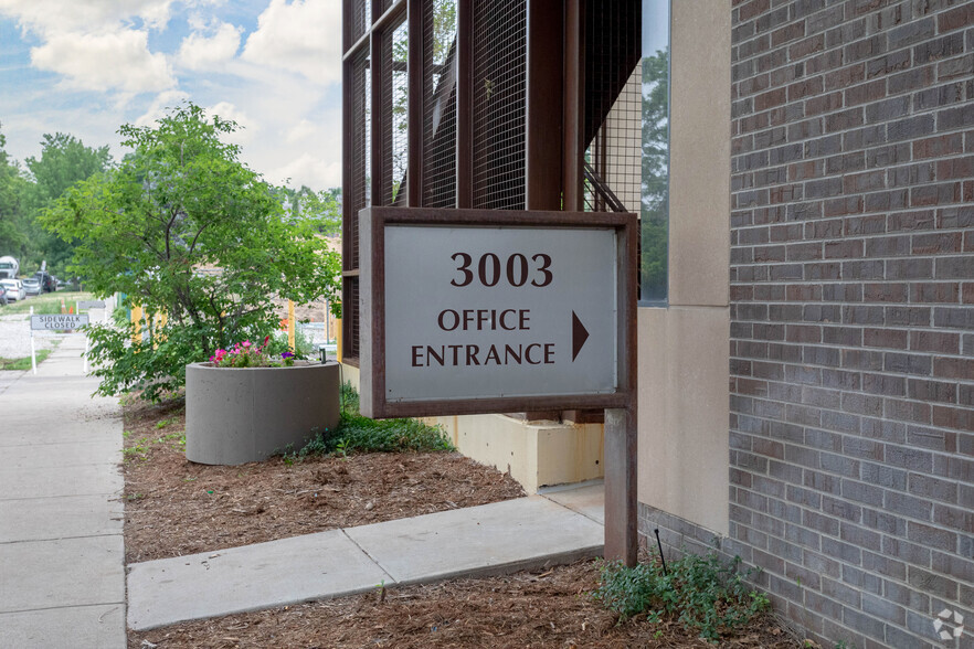 3003 E 3rd Ave, Denver, CO en alquiler - Foto del edificio - Imagen 3 de 6