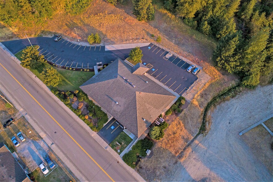 1600 W 1st St, Newport, WA en venta - Foto del edificio - Imagen 2 de 6