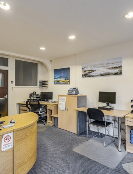 102 Albert Rd, Southsea en venta - Foto del interior - Imagen 2 de 8