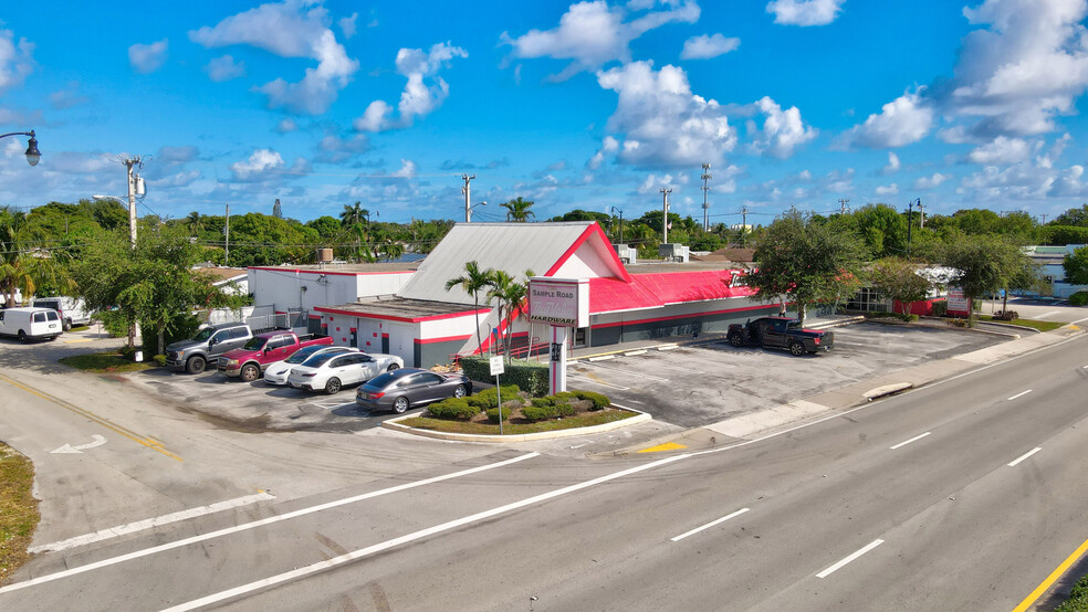 1601 E Sample Rd, Pompano Beach, FL en alquiler - Foto del edificio - Imagen 3 de 8