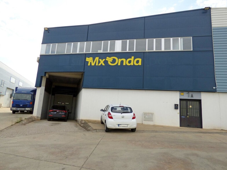 Nave en Cabanillas del Campo, Guadalajara en venta - Foto del edificio - Imagen 3 de 4