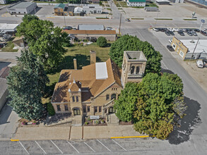 2001 10th St, Emmetsburg, IA - VISTA AÉREA  vista de mapa