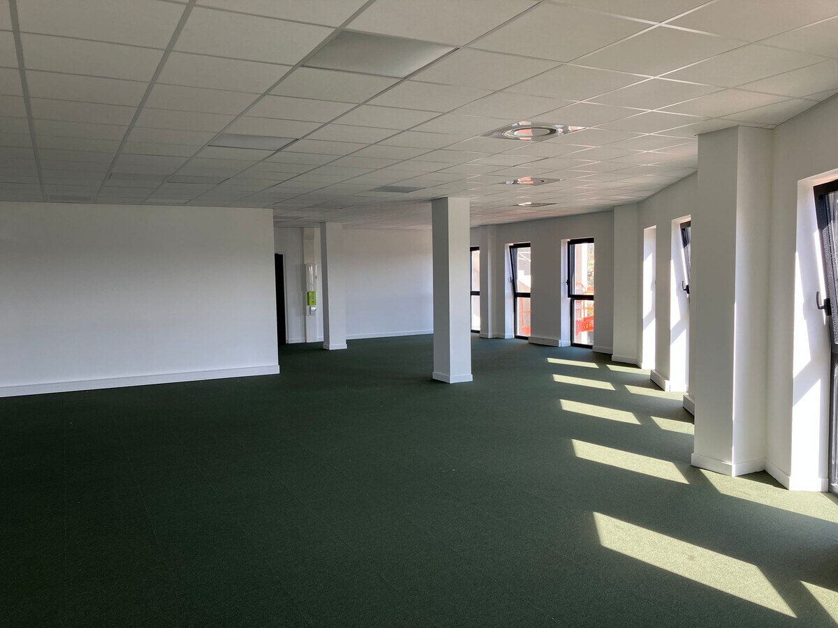 470 Rue Des Valets, Montluel, Ain 01120 - Unidad 1 - - Foto del interior - Image 1 of 7