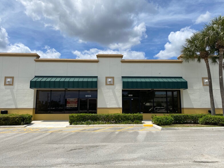 6125-6155 Lake Worth Rd, Lake Worth, FL en alquiler - Foto del edificio - Imagen 2 de 10