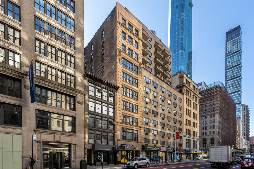 110 E 23rd St, New York, NY en alquiler - Foto del edificio - Imagen 1 de 20