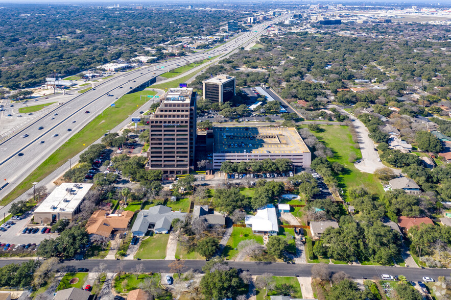 1777 NE Loop 410, San Antonio, TX en alquiler - Vista aérea - Imagen 3 de 7