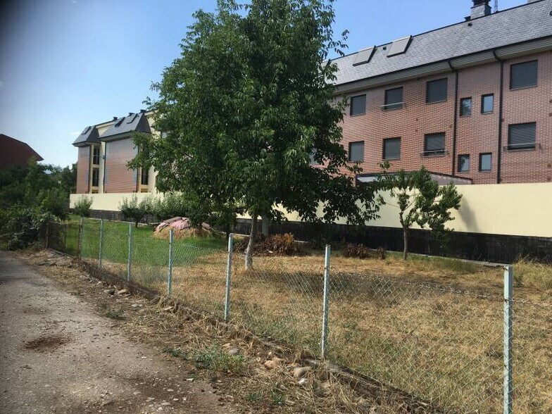 Terreno en Ponferrada, León en venta - Foto del edificio - Imagen 2 de 6