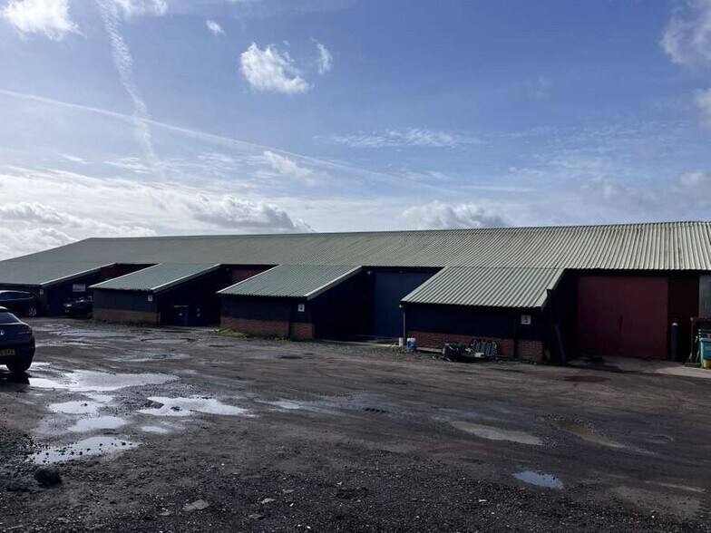 Norton Field Farm, Norton Heath, Ingatestone, Ongar en venta - Foto del edificio - Imagen 3 de 3