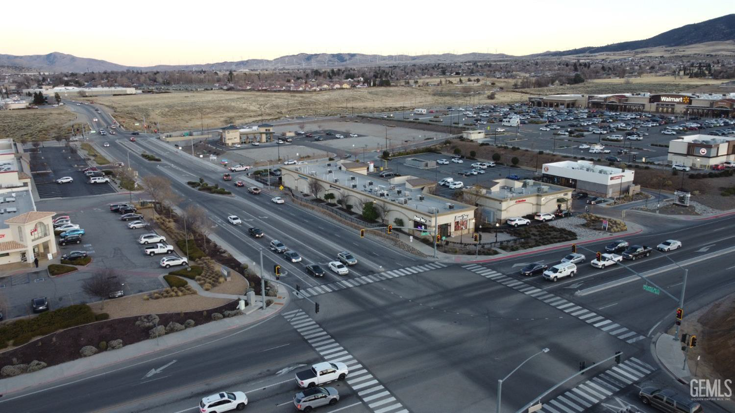 21501 Tucker Rd, Tehachapi, CA en venta Vista aérea- Imagen 1 de 18