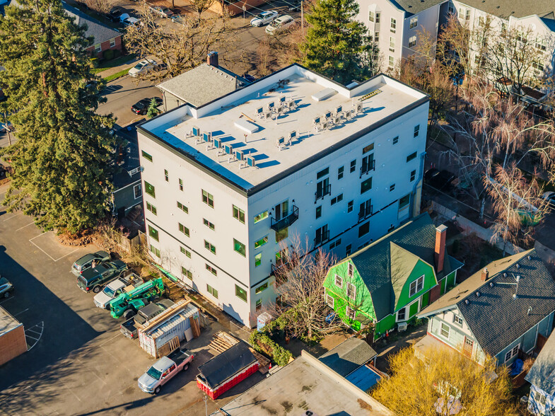 1820 NE Davis St, Portland, OR en venta - Foto del edificio - Imagen 3 de 11