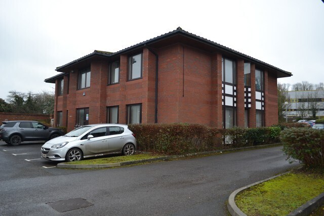 9 Oriel Ct, Alton en alquiler - Foto del edificio - Imagen 2 de 4