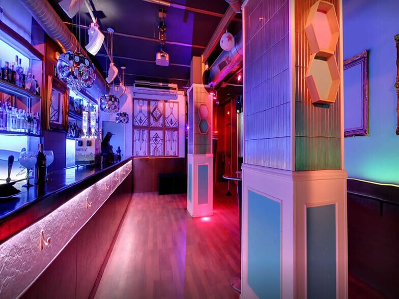 Local en Madrid, Madrid en alquiler - Foto del edificio - Imagen 2 de 4