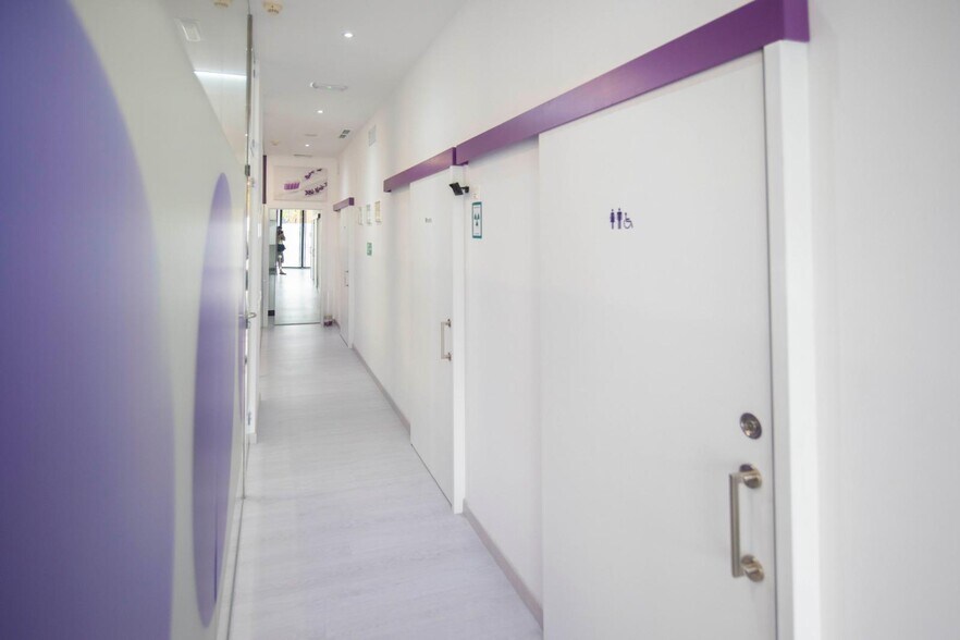 Local en Marbella en alquiler - Foto del edificio - Imagen 2 de 16