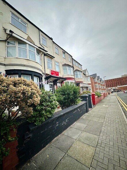 7 Gynn Av, Blackpool en venta - Foto del edificio - Imagen 3 de 12