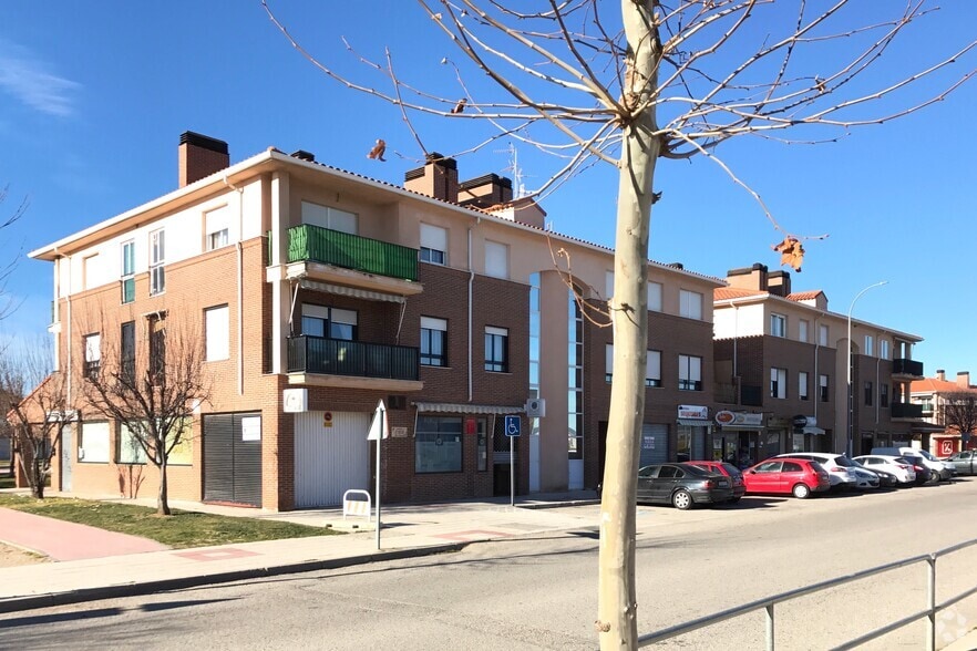 Avenida Doña María de las Mercedes, 3, Alovera, Guadalajara en venta - Foto principal - Imagen 1 de 1