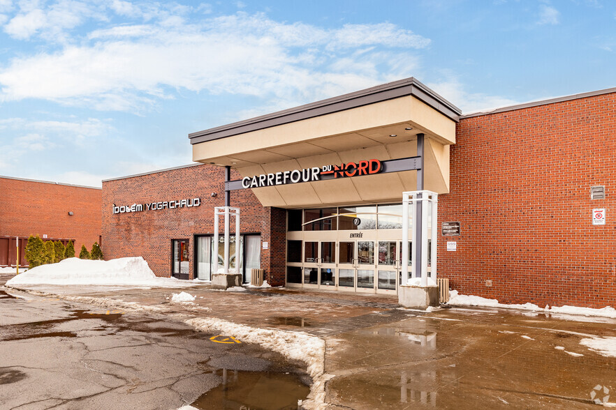 900 Boul Grignon, St-Jérôme, QC en alquiler - Foto del edificio - Imagen 1 de 6