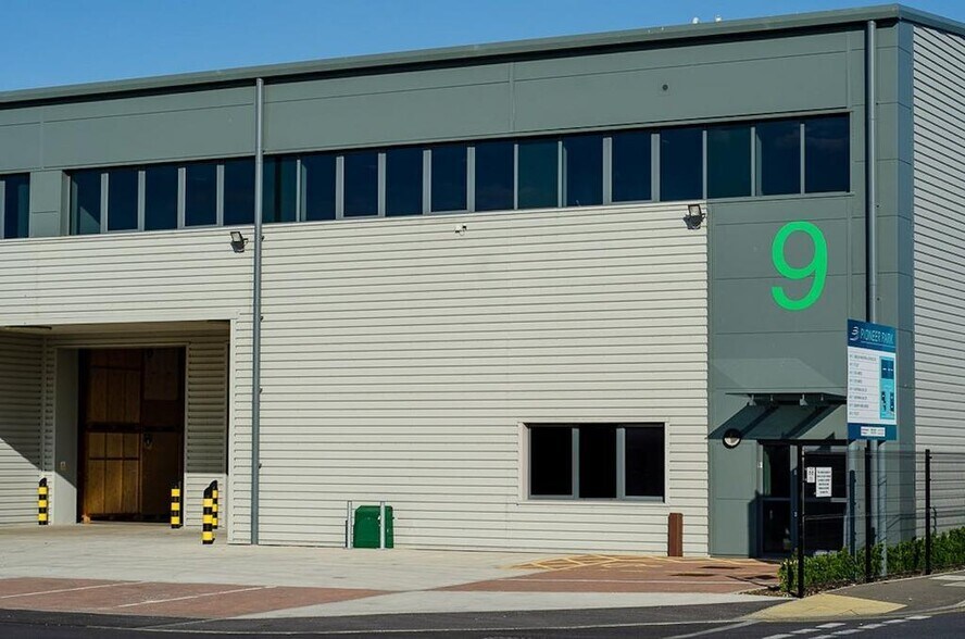 9 Portfield Rd, Portsmouth en alquiler - Foto del edificio - Imagen 2 de 27