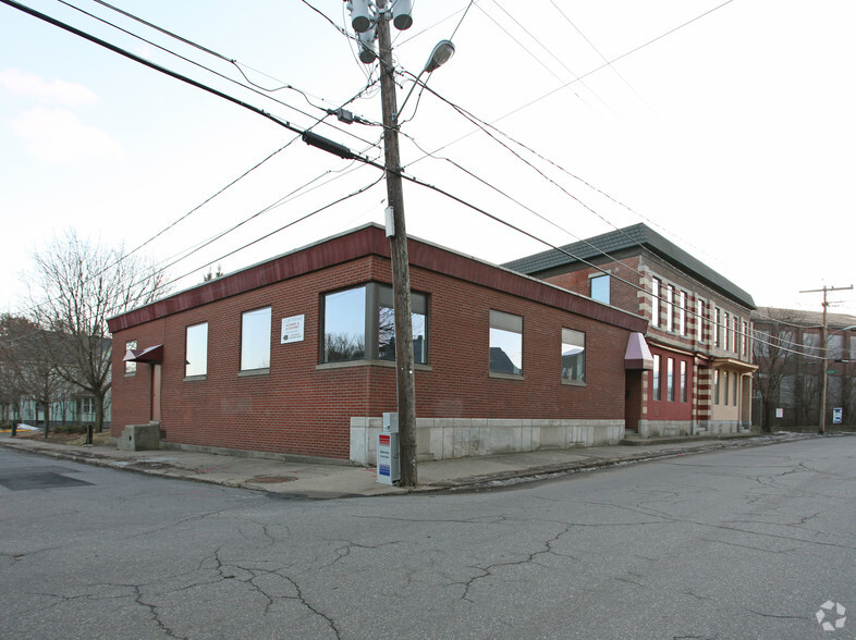 126 Franklin St, Torrington, CT en alquiler - Foto del edificio - Imagen 1 de 36