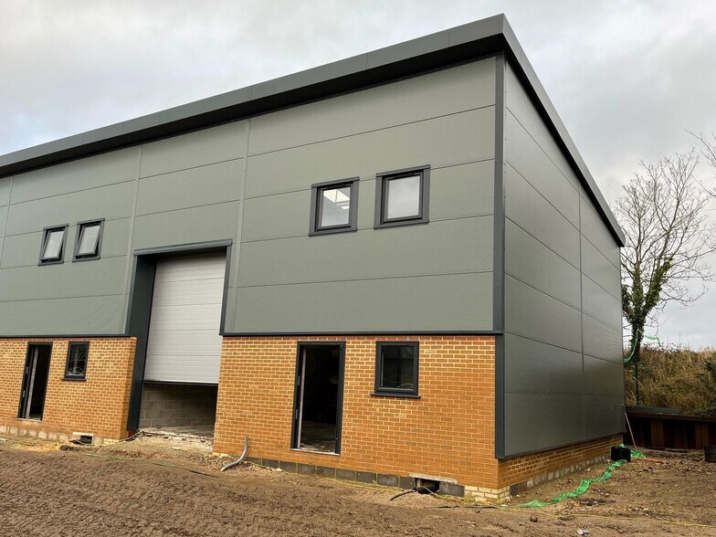 Embankment Way, Ringwood en venta - Foto del edificio - Imagen 3 de 20