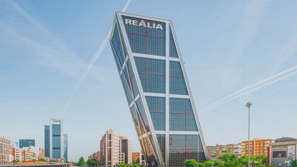 Paseo Castellana, 216, Madrid, Madrid en alquiler - Vídeo de anuncio comercial - Imagen 2 de 23