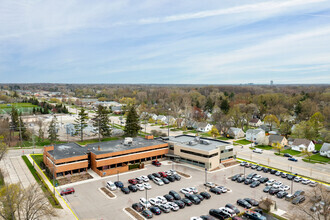 23133 Orchard Lake Rd, Farmington, MI - vista aérea  vista de mapa - Image1