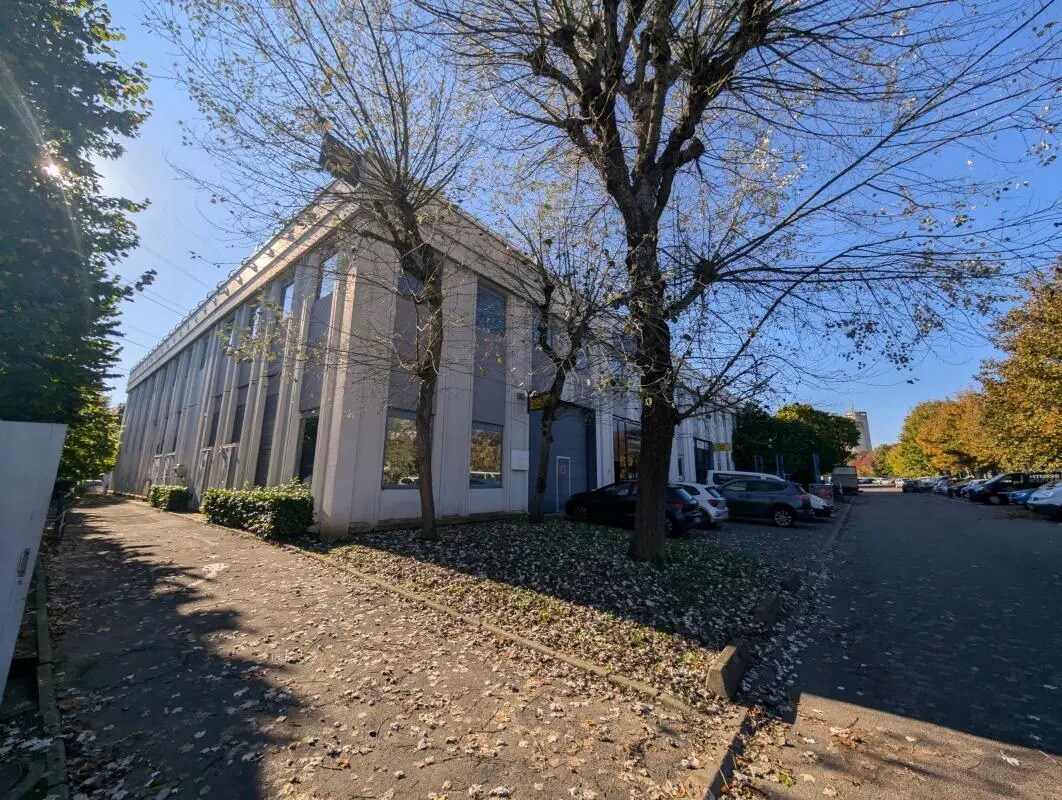 9 Chaussée Jules César, Osny en venta Foto del edificio- Imagen 1 de 14