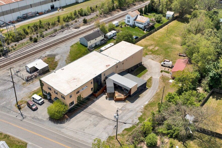 106 Stoney Battery Rd, Troutville, VA en venta - Foto del edificio - Imagen 2 de 65