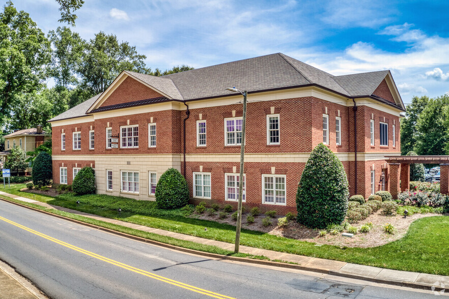 113 Clebourne St, Fort Mill, SC en alquiler - Foto del edificio - Imagen 1 de 5