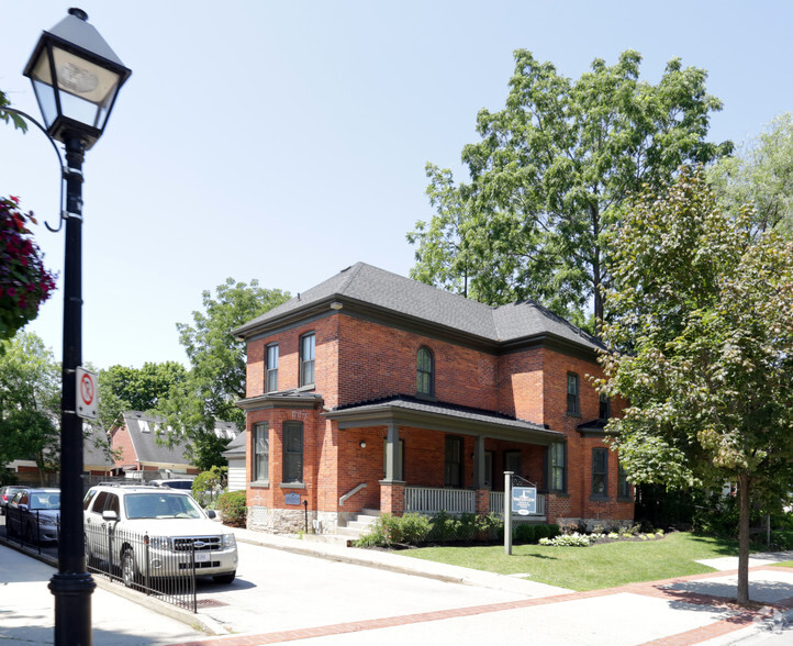 462-464 Locust St, Burlington, ON en venta - Foto principal - Imagen 1 de 2