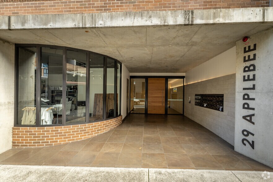 8 Hutchinson St, St Peters en alquiler - Foto del edificio - Imagen 3 de 5