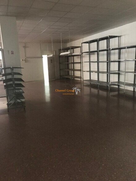 Nave en Alicante, Alicante en alquiler - Foto del edificio - Imagen 2 de 7