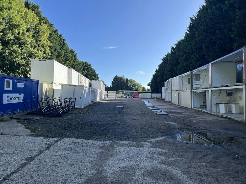 Spurlands End Rd, High Wycombe en venta - Foto del edificio - Imagen 3 de 10