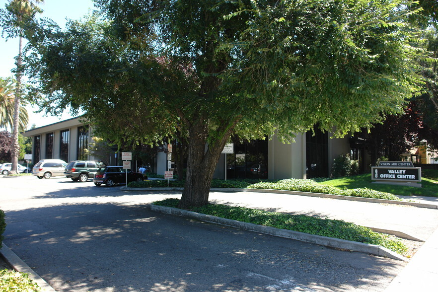 828 S Bascom Ave, San Jose, CA en alquiler - Foto del edificio - Imagen 2 de 11