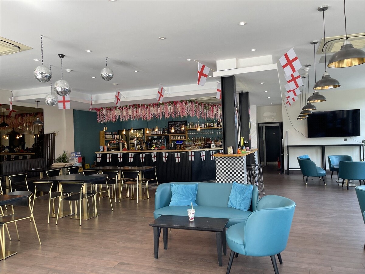73 Victoria Av, Southend-On-Sea, ESS SS2 6FP - Unidad 1 - - Foto del interior - Image 1 of 2