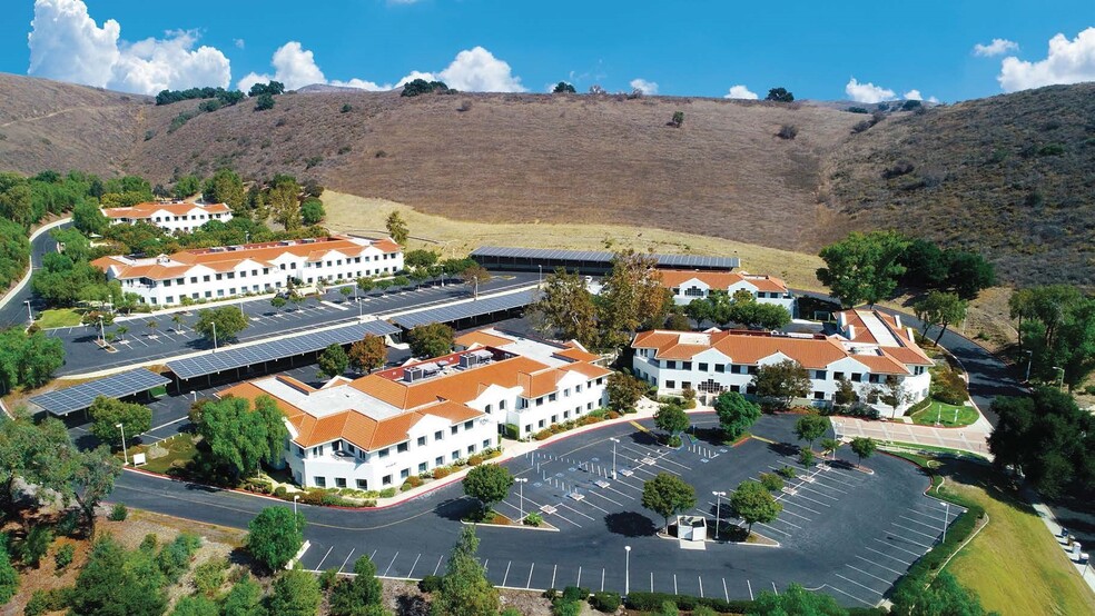 250 N Westlake Blvd, Westlake Village, CA en alquiler - Foto del edificio - Imagen 1 de 10