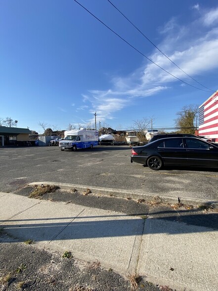 3450 Lawson Blvd, Oceanside, NY en alquiler - Foto del edificio - Imagen 2 de 3