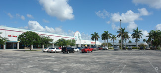 Más detalles para 7591-7915 S Dixie Hwy, West Palm Beach, FL - Local, nave en alquiler