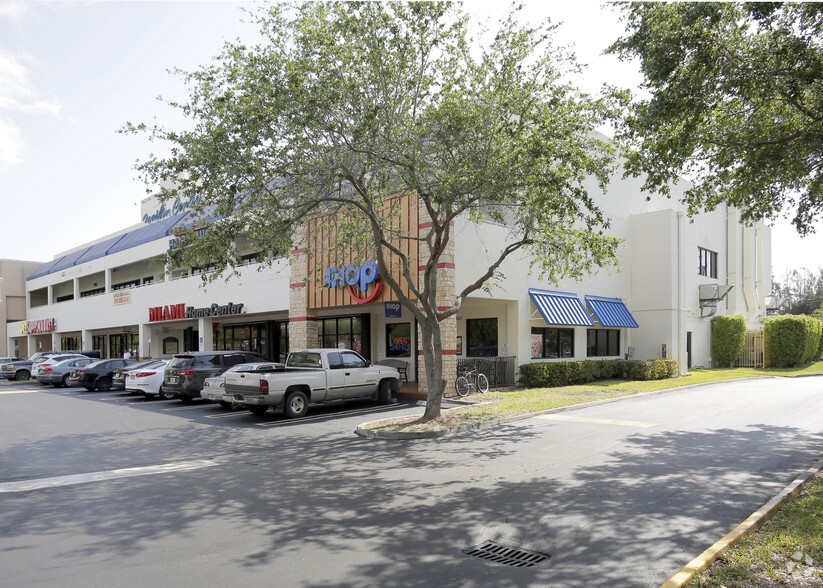 11915-11975 S Dixie Hwy, Pinecrest, FL en alquiler - Foto del edificio - Imagen 2 de 13