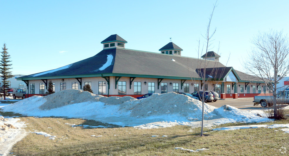 6547 Sparrow Dr, Leduc, AB en alquiler - Foto del edificio - Imagen 3 de 16